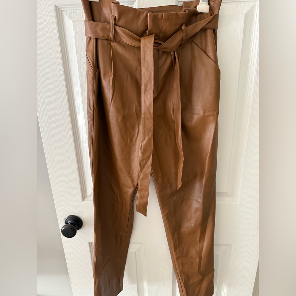Lucy Paris faux leather perfect brown pants! Size M!